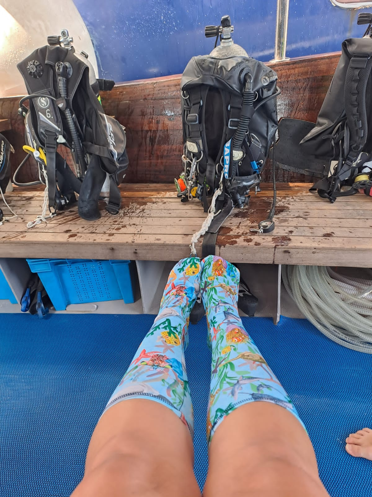 ♻️ RECYCLED 🌊 Scuba Socks Sea Connection Art 💦